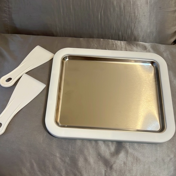 NWT 3 pcSweet tooth fairy🍦stainless steel tray $15 - Picture 3 of 4